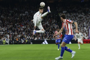 Čudesni "Madrilenjo" - Preokret Reala, sumnjiv penal, golčina Moline, crveni Fedea, šou Vinija i potera za Barsom se nastavlja